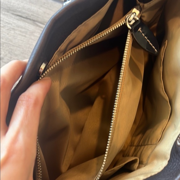 Coach G0993-14423 Signature “C” Canvas w/ Leather Trim Satchel Handbag - Picture 8 of 10